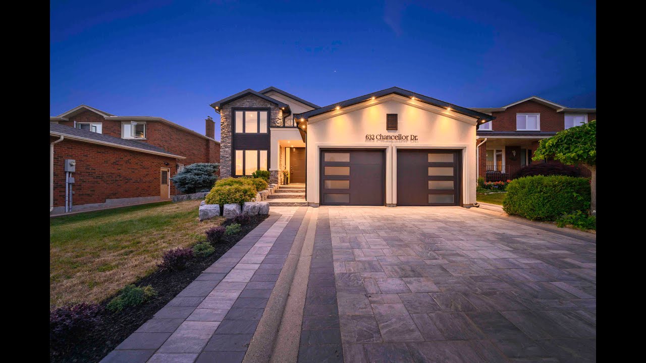 Stunning Contemporary Modern Home in Woodbridge, Ontario | 632 Chancellor Dr, Woodbridge