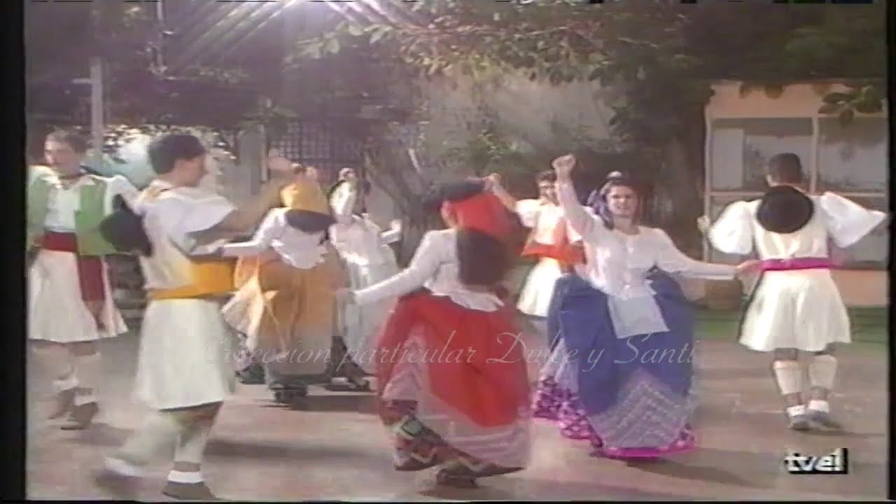 Baile de la cunita (Gran Canaria) - Agrupación Folclórica Roque Nublo