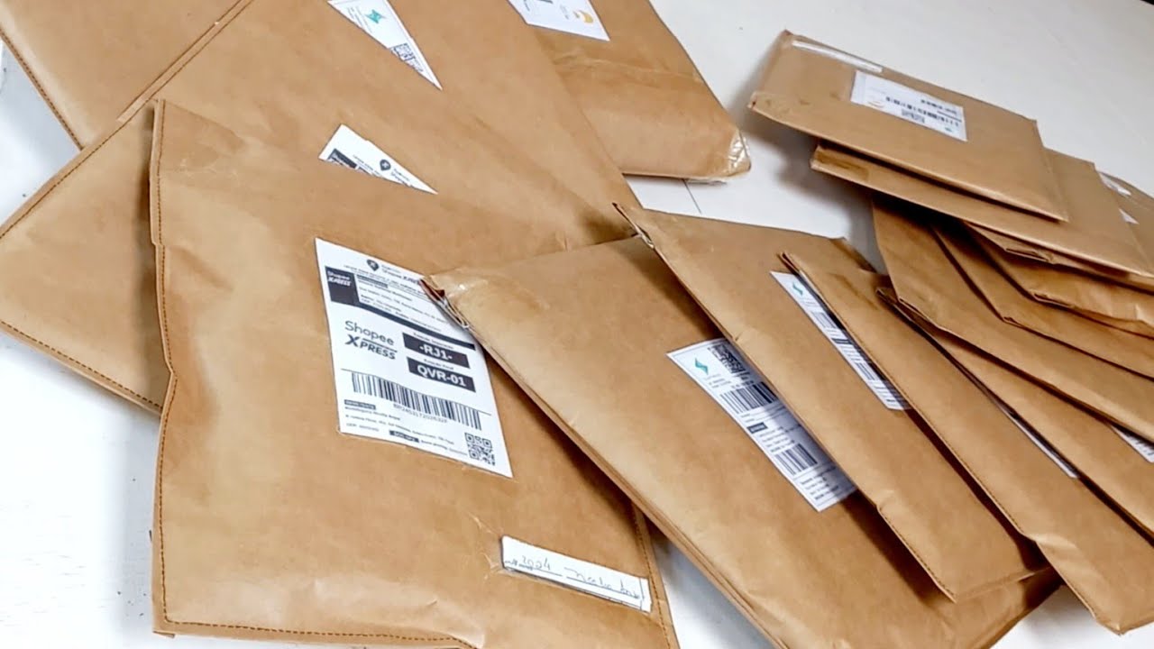 Moldes prontos para confec&ccedil;&atilde;o de roupas, Enviados pelo correio Moldes em papel kraft