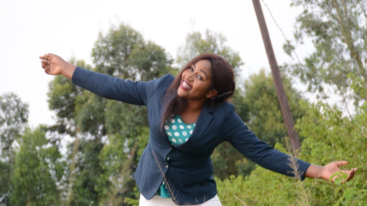 IBYANJYE UBIZI CYANE  BY SISTER YVONNE VIDEO GED PRO/Yesu mwami w'ijuru/ umpe ibitotsi