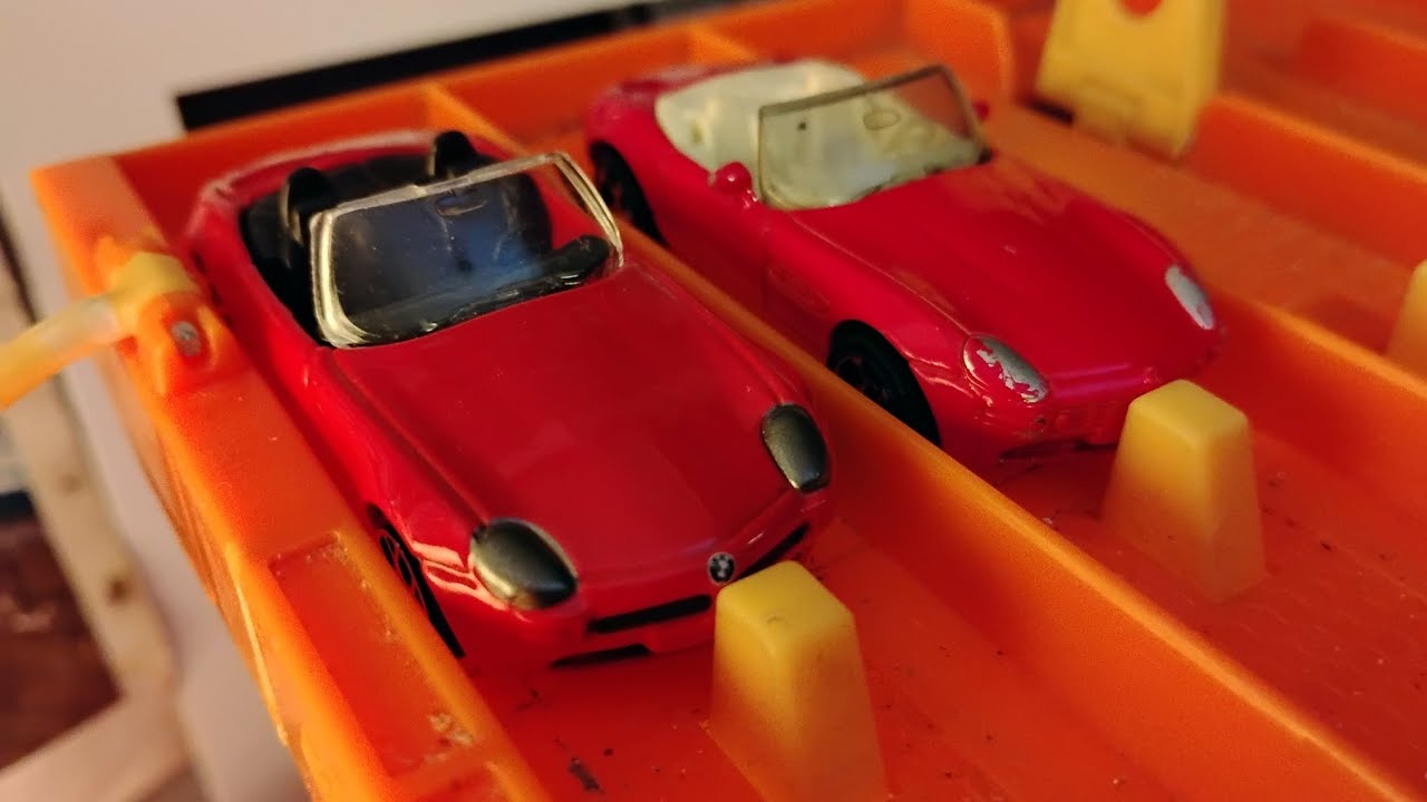 BMW Z8, Maisto vs Matchbox