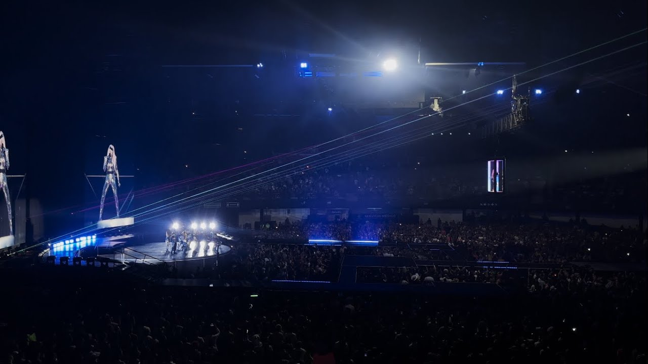 MADONNA en Mexico -  Ray Of Light (20/04/24 - Live from Palacio de los Deportes, Mexico City) 4K