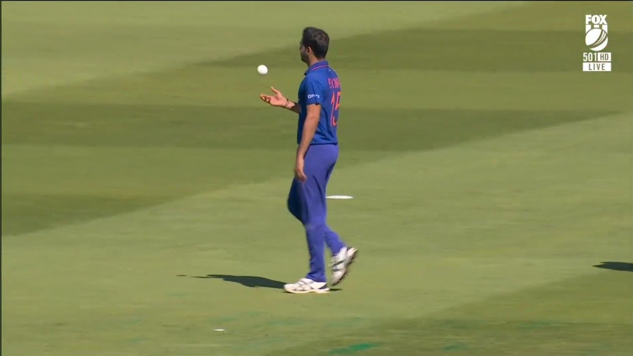 Bhuvneshwar Kumar 🔥 3/15 vs England 2022 | Swing Masterclass