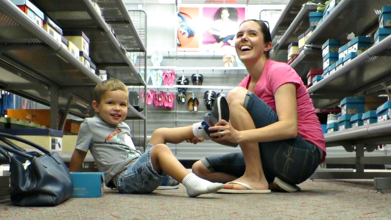 👟SHOE SHOPPING!