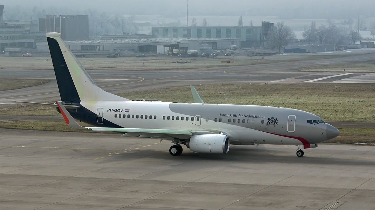 Boeing 737, PH-GOV; Government of the Netherlands airplane at Zurich airport in Switzerland