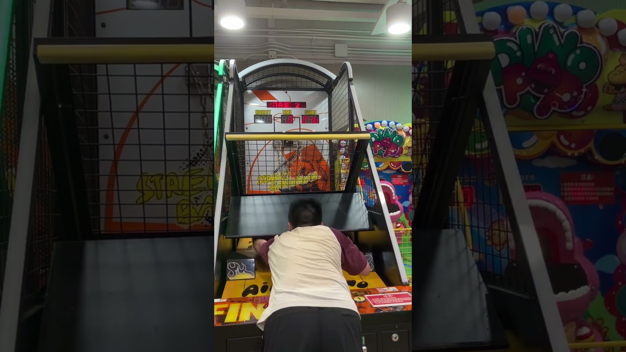 [New record  in YoYo Basketball Arcade } YoYo Basketball jr. 7 Balls 669 Points, 街頭籃球機JR版7球669分￼￼