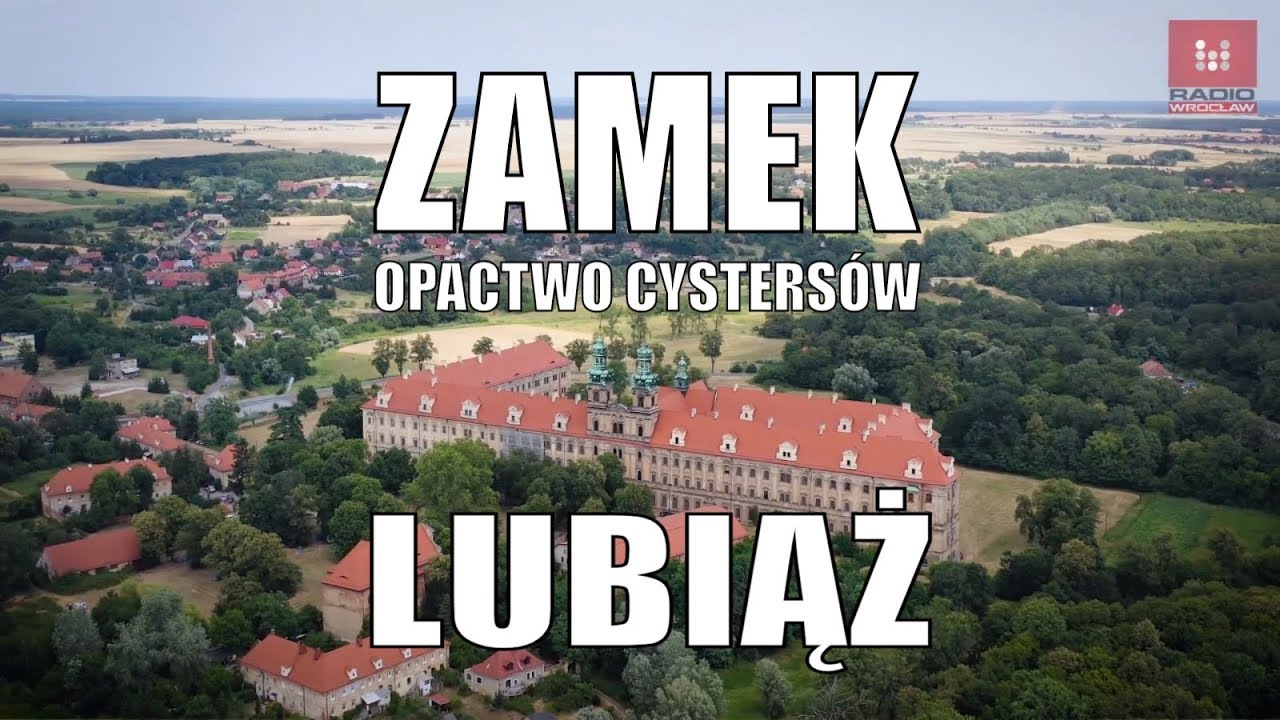Zamek Lubiąż  z g&oacute;ry z drona Opactwo Cysters&oacute;w Zesp&oacute;ł klasztorny