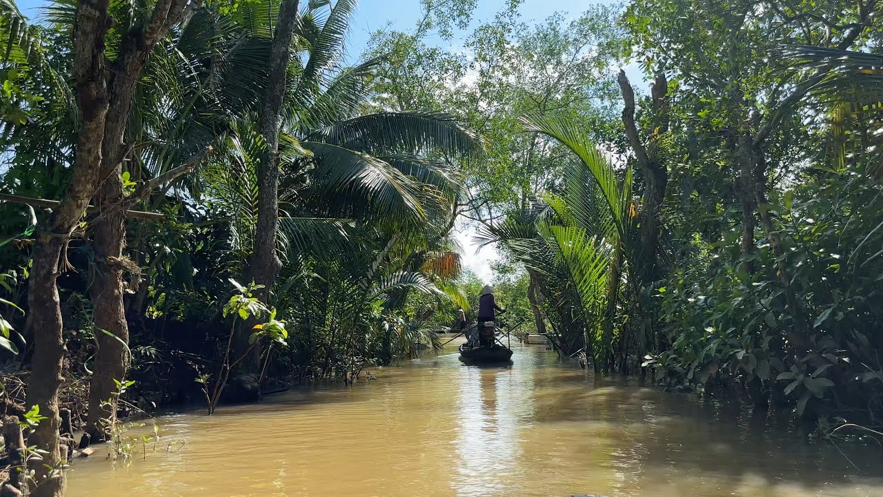 Sampan Boat Tour in Mekong River Delta 🇻🇳 Vietnam 2023