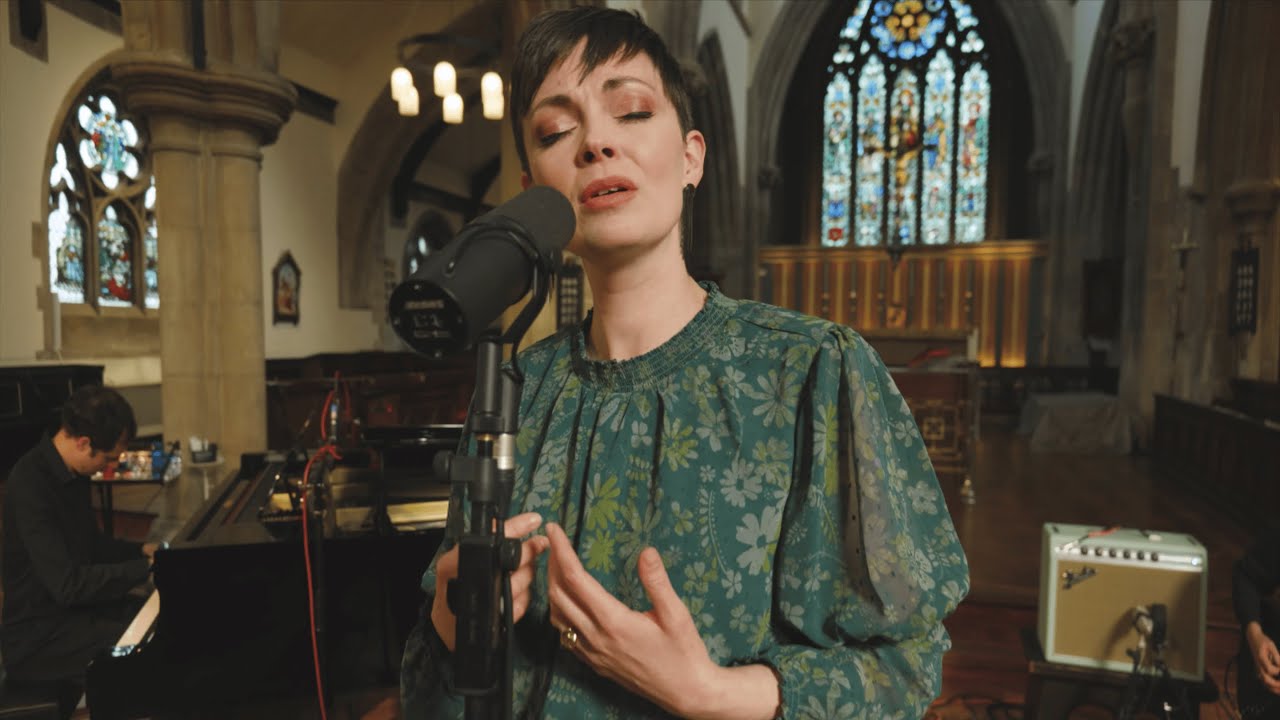 Jana Varga - Free To Grow | Intimate Live Session at St Matthias Church