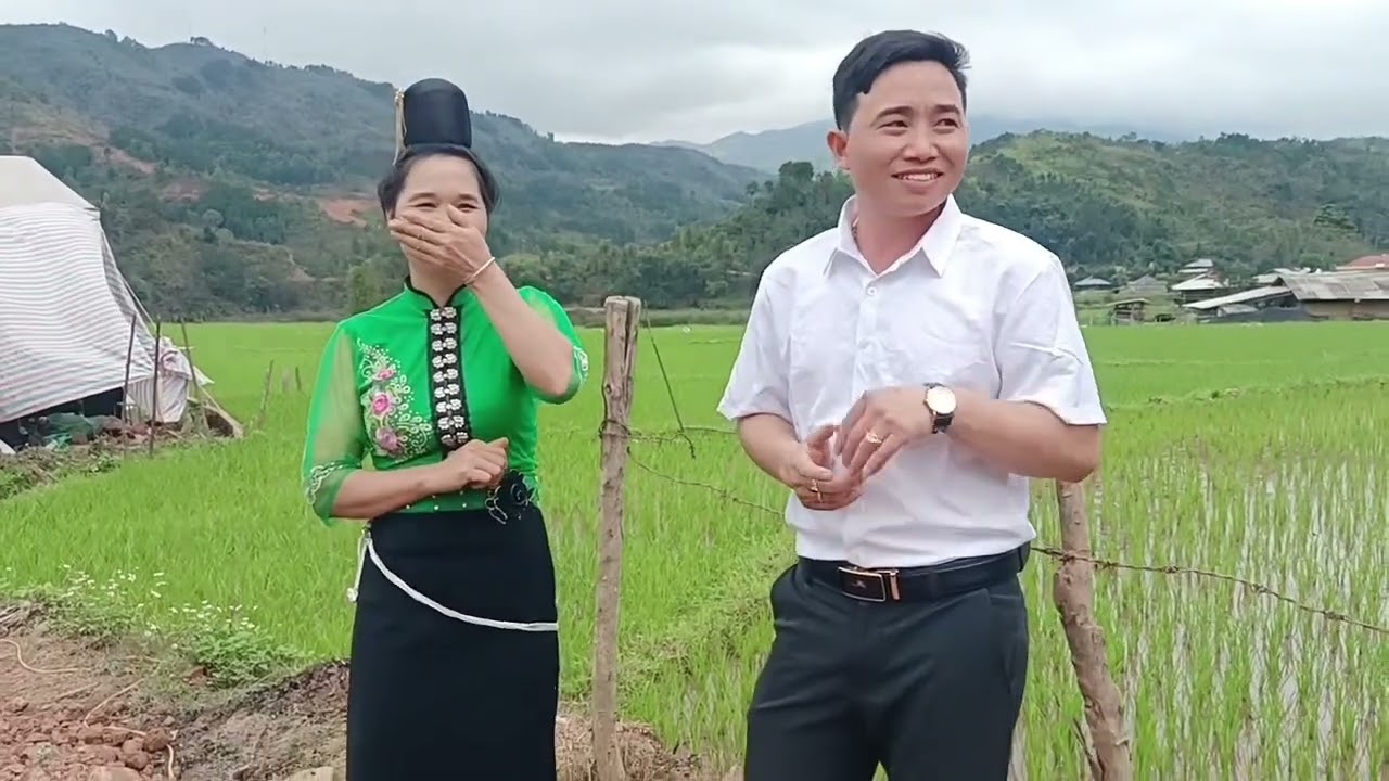 Hát thái giao lưu với nghệ nhân mới Hà buôn Lò bun 