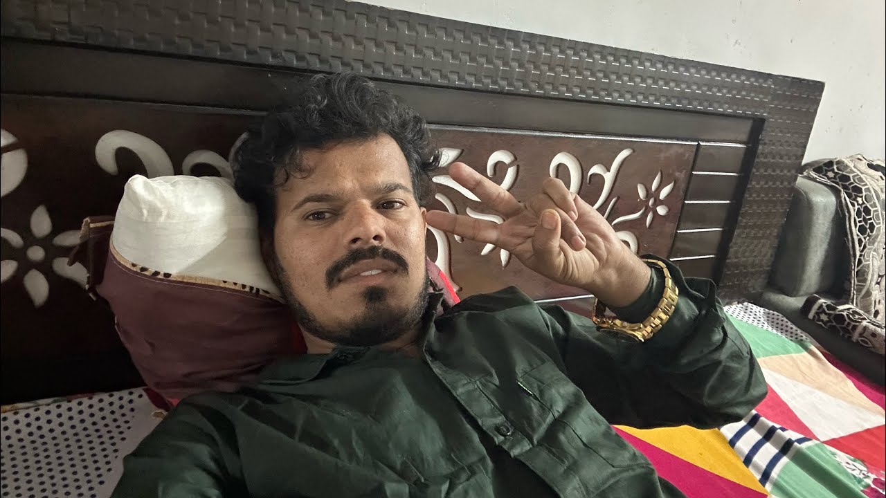Mai akela aaya itoda