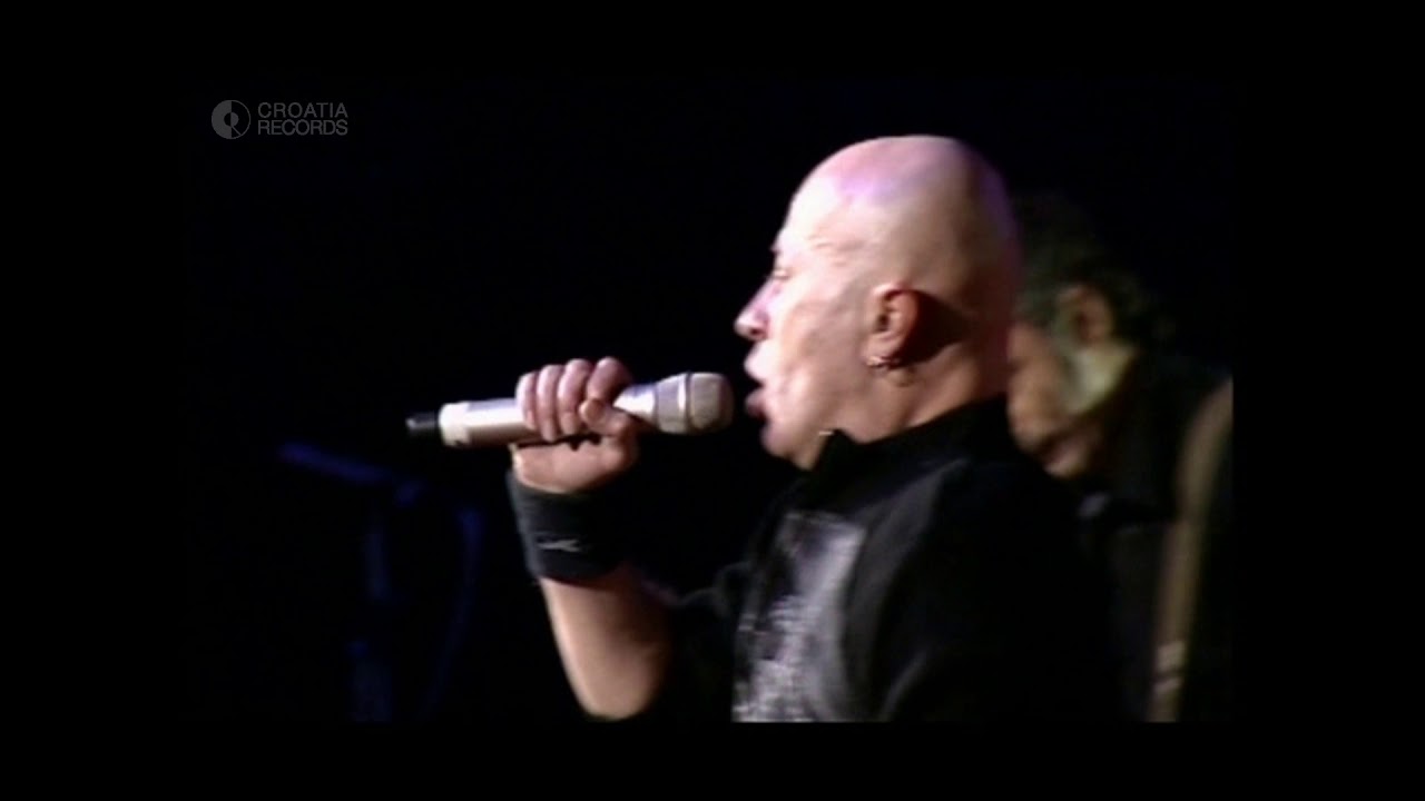 PRLJAVO KAZALIŠTE - CRNO BIJELI SVIJET (LIVE AT ARENA ZAGREB)