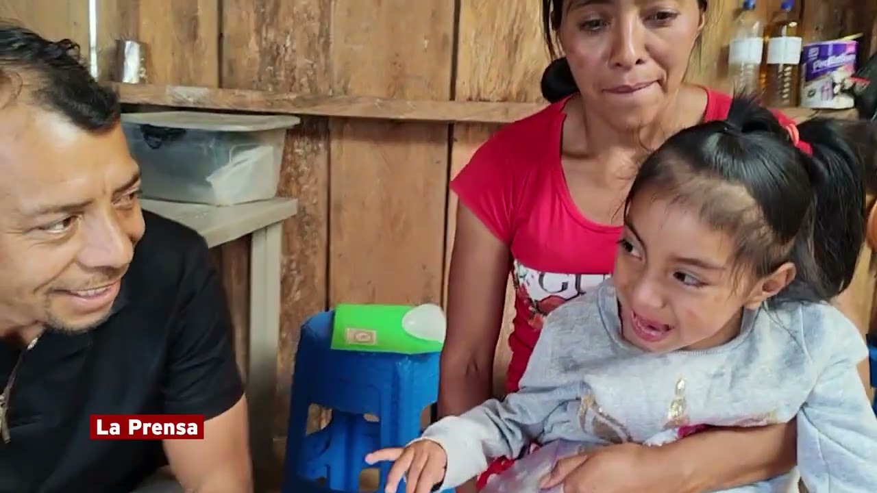 Madre hondureña pide ayuda para darle esperanza a su hija Sandy