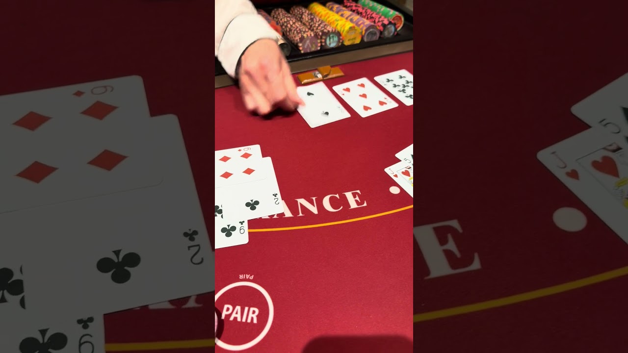 8000 долларов за 3 раздачи блэкджека. Vegas Live, Venetian.