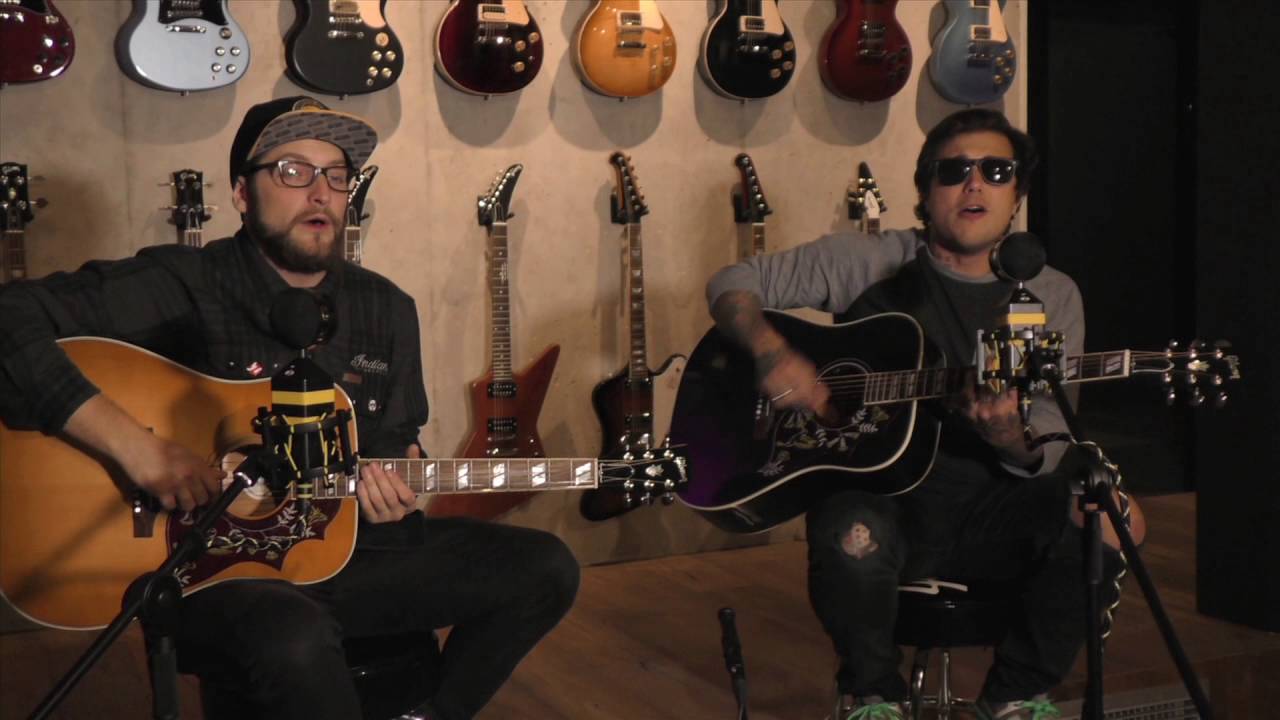 Frank Iero - Where Do We Belong? Anywhere But Here (Live)