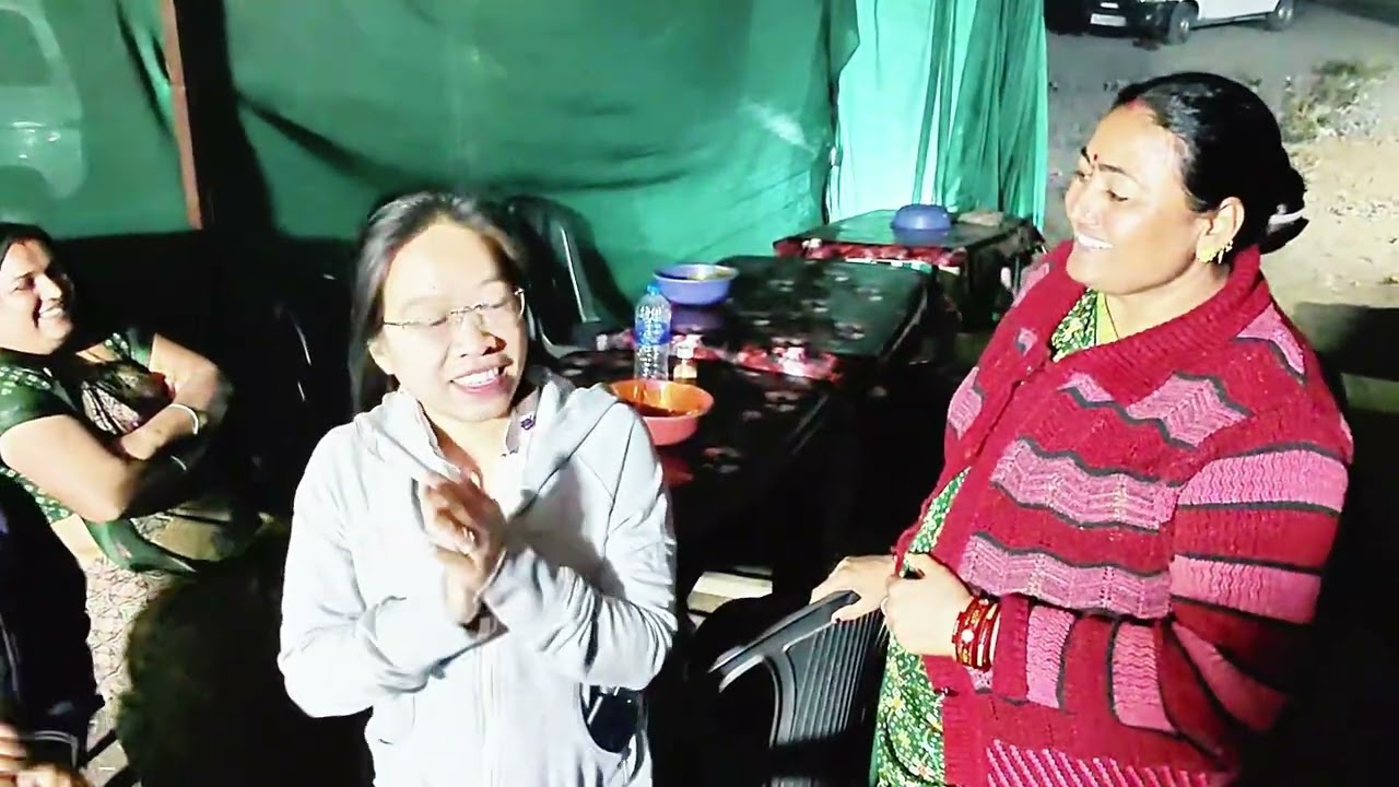 જેની ગઈ ઊંબાડિયુ ખાવા 😍