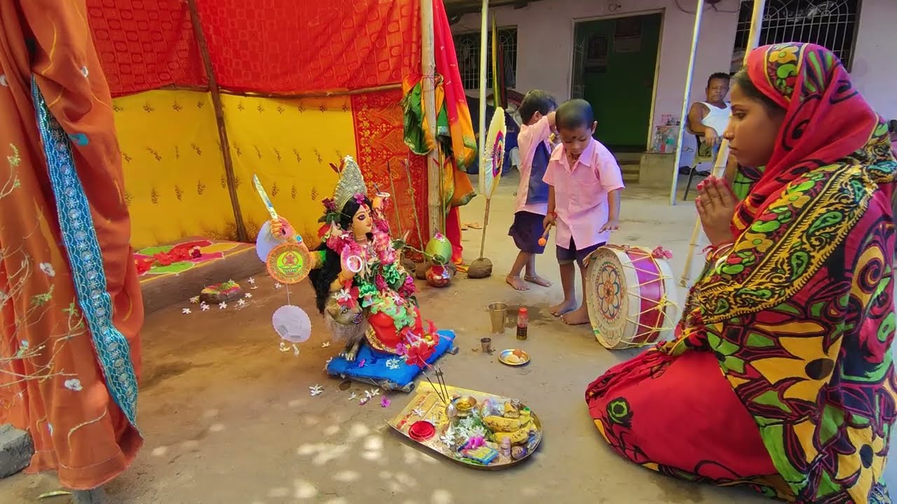 মাকে তেল সিদুর দিয়ে😌 মিষ্টিমুখ করিয়ে বরণ করা হলো🌺🙏#viralvideo #ytvlog  @Asimplehousewifesusmita 