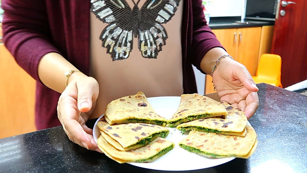 How I eat Homemade Pickles - Mooli patta paratha - Rice noodle Soup - Fruit cream sandwich