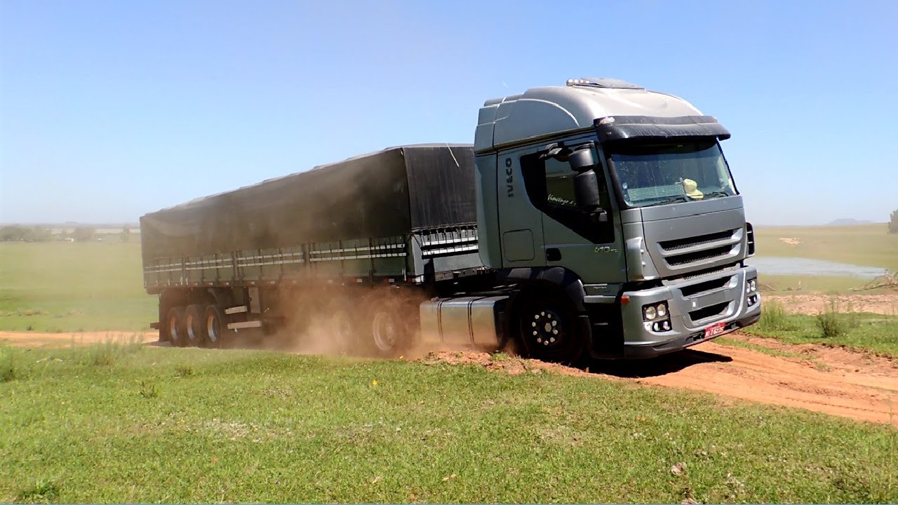 IVECO CARREGADO NA SUBIDA (RONCO DIRETÃO)