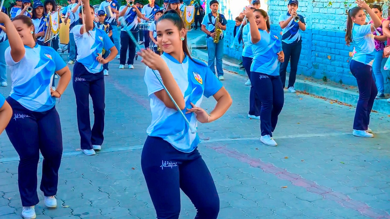 Banda Musical Pio XII - Desfile del Correo - Cinquera - Cabañas