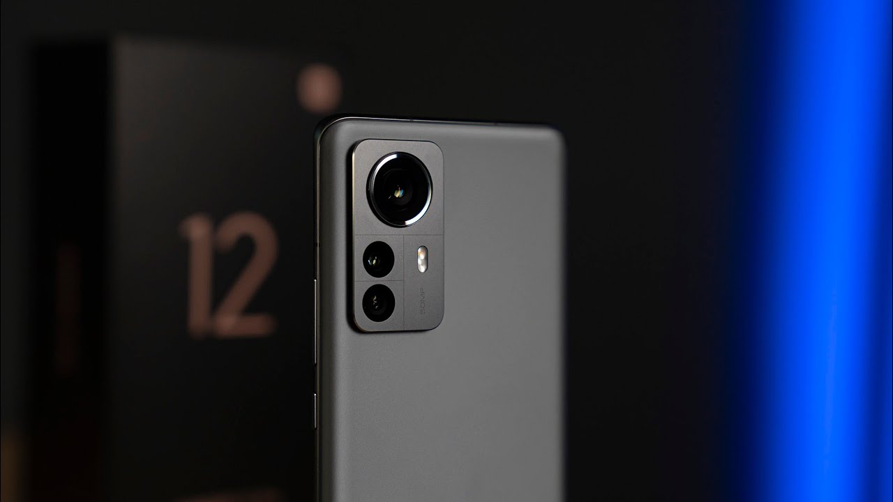 Forr&oacute;fejű | Xiaomi 12 Pro teszt