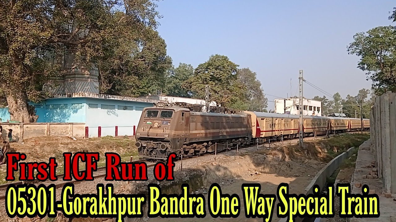 FIRST ICF RUN OF 05301-GORAKHPUR BANDRA ONE WAY SPECIAL TRAIN DEPARTURE BLOCK HUT A AISHBAGH |