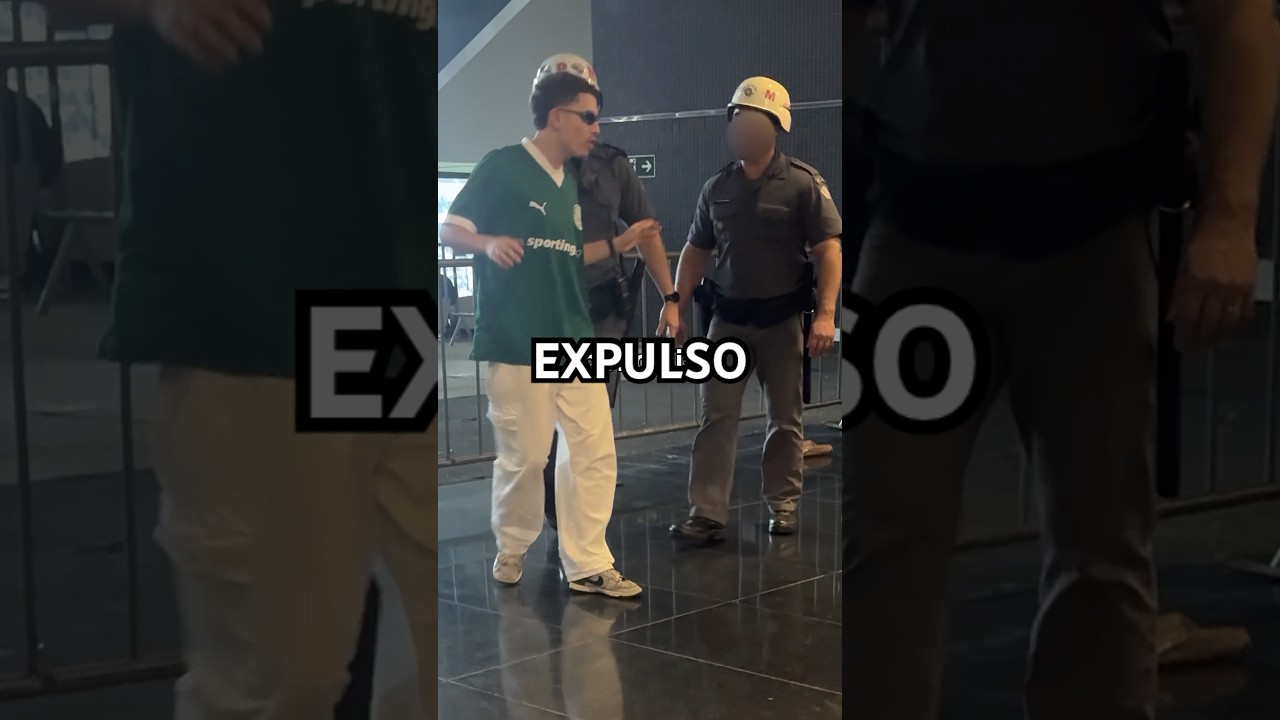 Entrei na Arena do CORINTHIANS Camisa do PALMEIRAS! 💀 #shorts