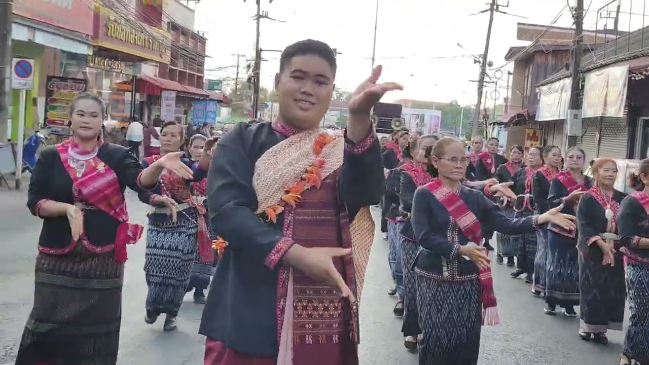 ขบวนแห่บุญคูณลานกูฉินารายณ์69 ภาคแห่แม่โพสพ 