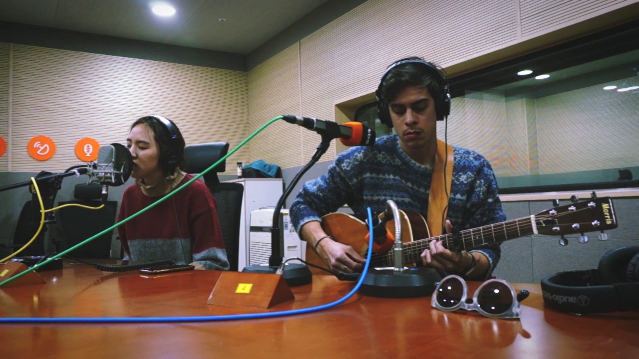 Tierpark - Dinosaur Feather Live on TBS eFM 101.3