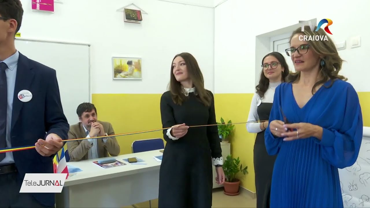 CENTRU DE DOCUMENTARE LA LICEUL „VOLTAIRE”