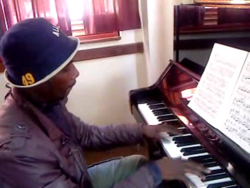 'As the deer' (simple piano version) - Sam Kimuli