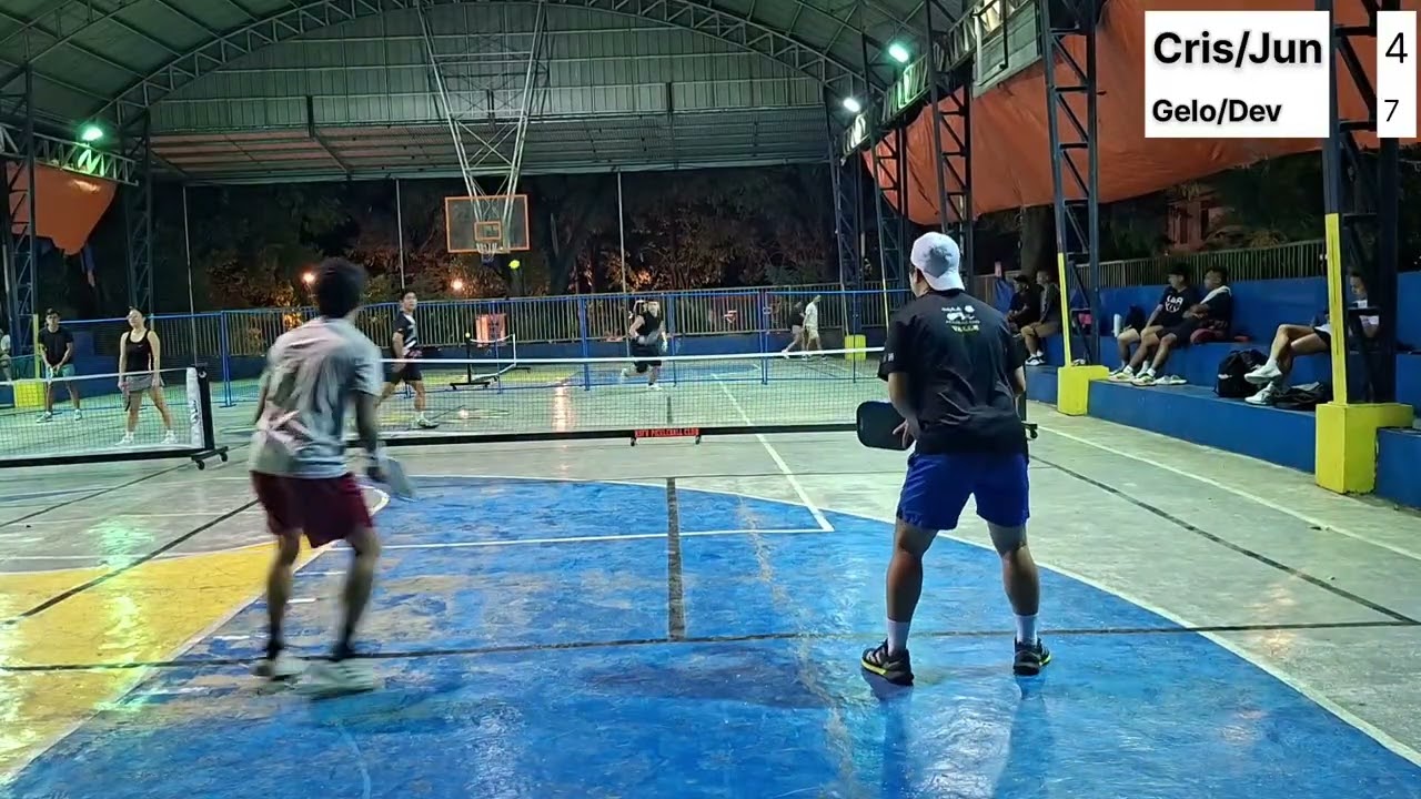 Cris/Jun vs Angelo/Devon