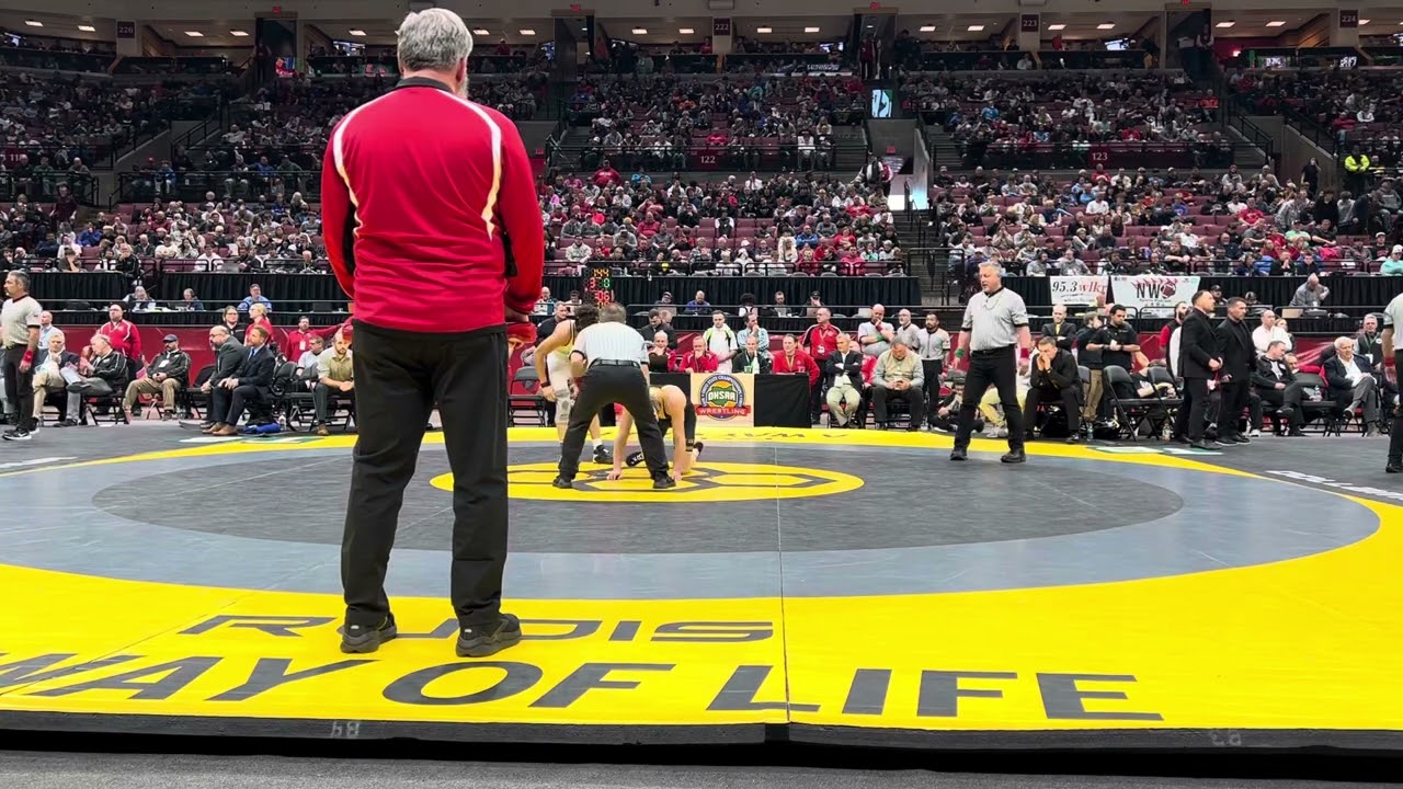 144 lbs D1 State Final Adam Butler, STED vs Joseph Sanderfer, Mass Perry