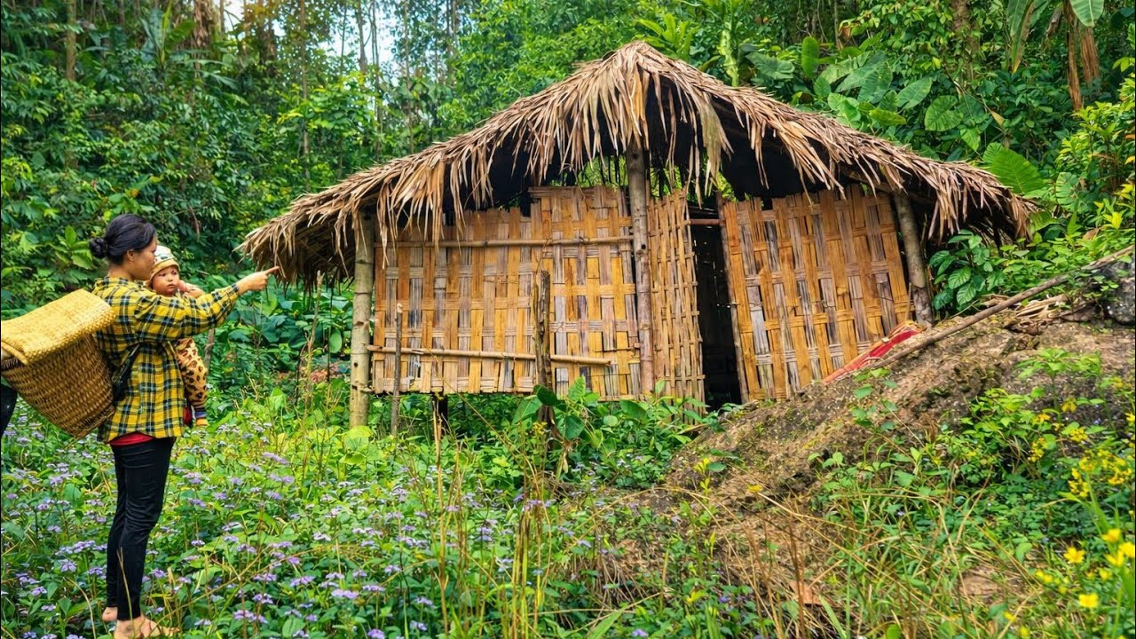 18-Year-Old Single Mom Finds Abandoned House & Transforms It Into a Safe Shelter 🏡. 