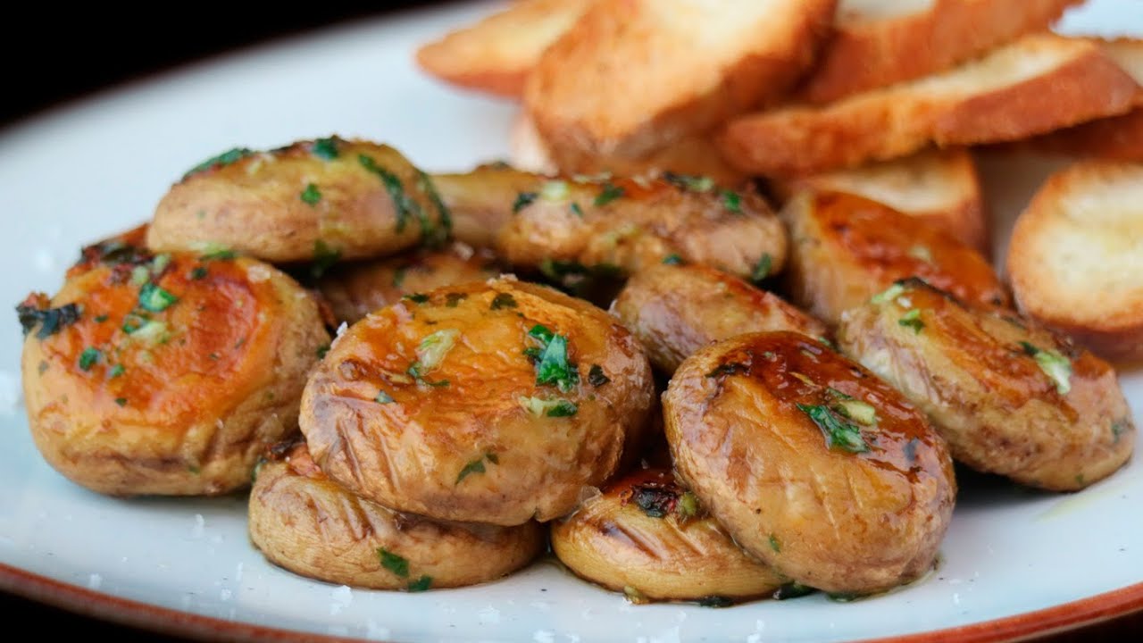 Champi&ntilde;ones al ajillo