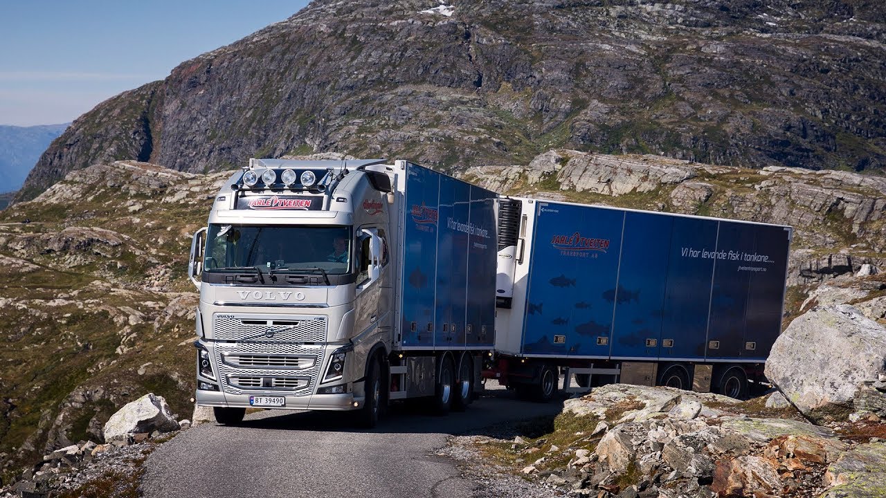 Volvo Trucks &ndash; Life on the road in western Norway
