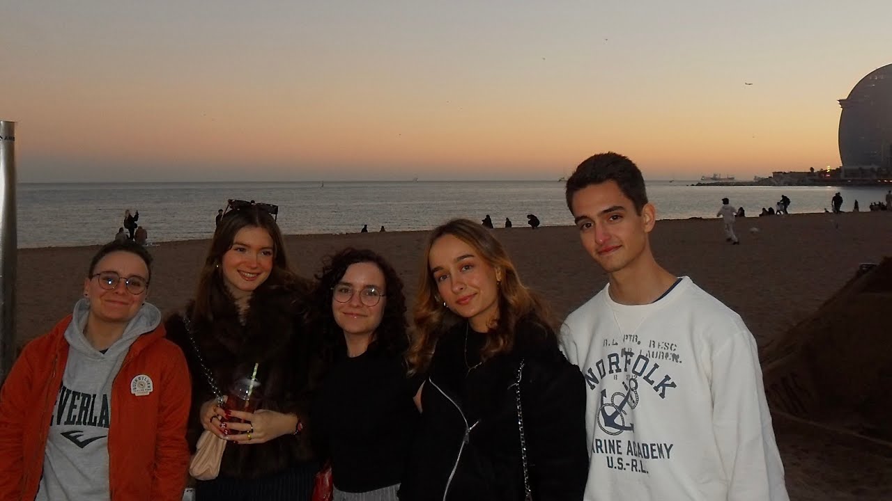 5 copains à Barcelone 🌞🪩 | vlog n°1
