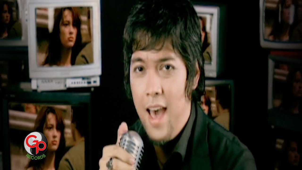 Ada Band - Lari Dari Kenyataan (Official Music Video)