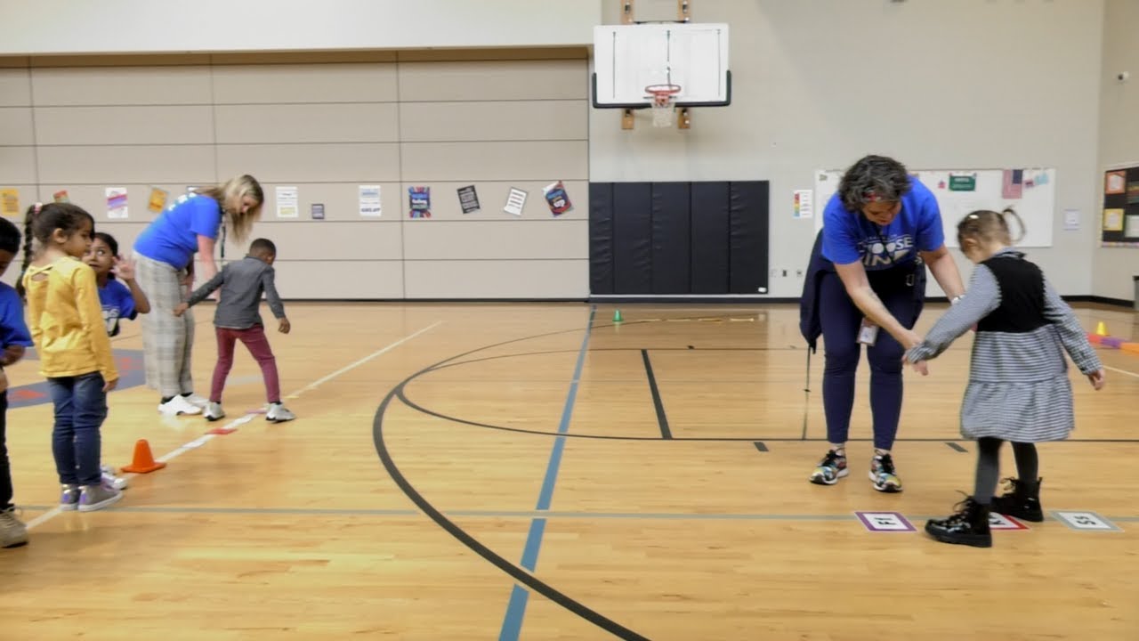 Franklin Elementary teachers combine literacy and fitness for English Language Development students