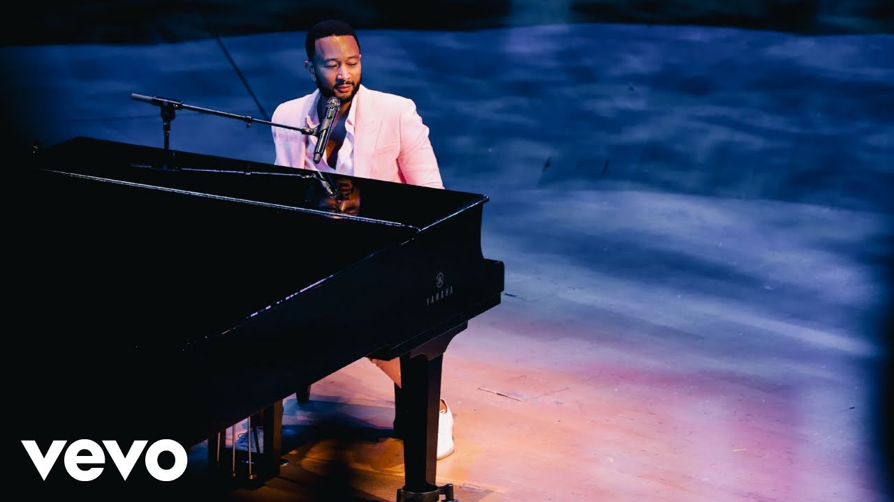 John Legend - Wonder Woman (Live At Walt Disney Concert Hall)