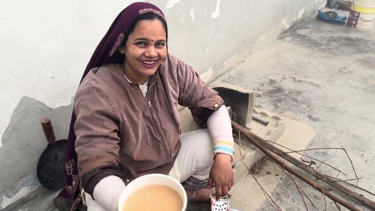 पति को चाय लाता देख सबने उड़ाया मजाक 