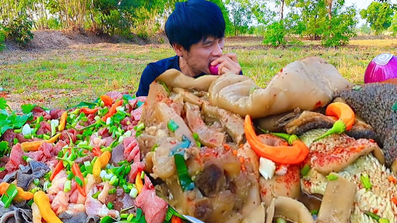 จุ๊เนื้อสดไส้เพี้ยแจ่วขมแกล้มพริกสดแซ่บคักอีหลีครับพี่น้อง ASMR MUKBANG EATING SHOW#โก้อีสานพาแดก 