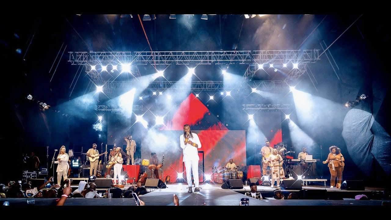 Jah Prayzah - Hasha starring Ngoni & Dalma (Live at Chiremerera Album Launch)