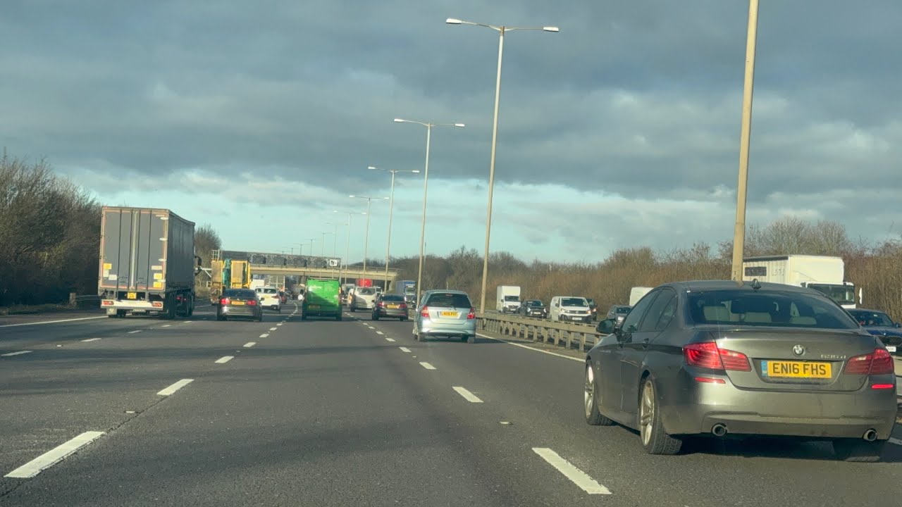 M25 London Heathrow Smooth Driving On Cold Weather | January 2026