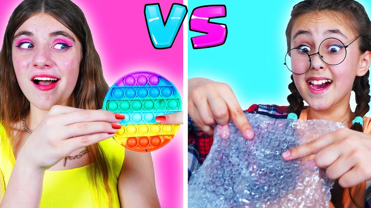 Chica Nerd VS Chica Popular || Amigos y Situaciones Graciosas