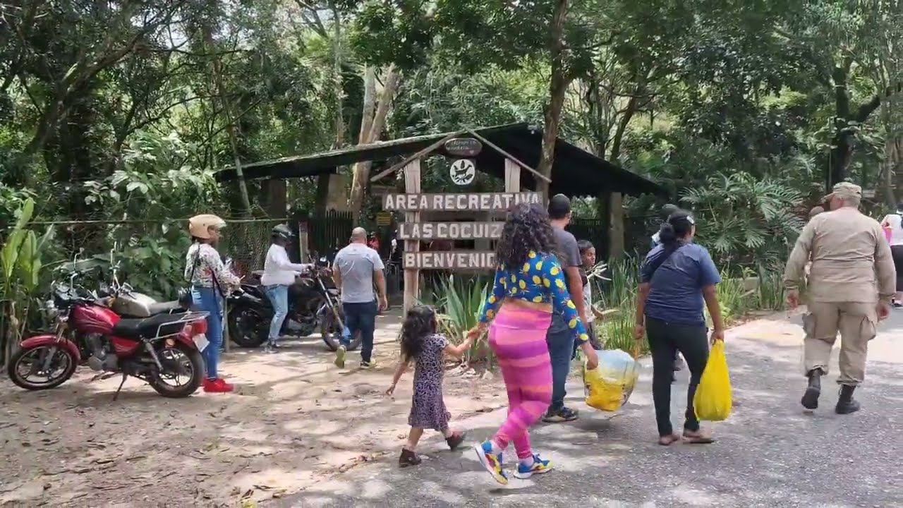 ( 2/2) Rio en el Parque las Cocuizas en Maracay Aragua Hendri Pittier Maracay Venezuela