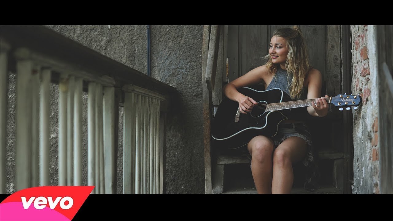 AK Knight | Avalon | OFFICIAL MUSIC VIDEO | YOUTUBE