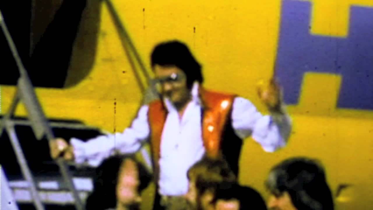 Elvis at Fresno Air Terminal, 1973