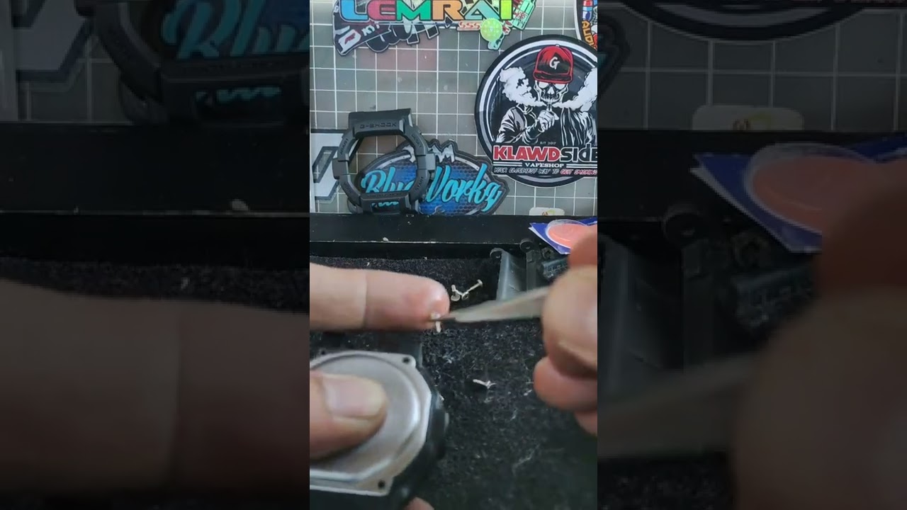 How to replace Strap and bezel of  G-Shock Gd350 and Battery