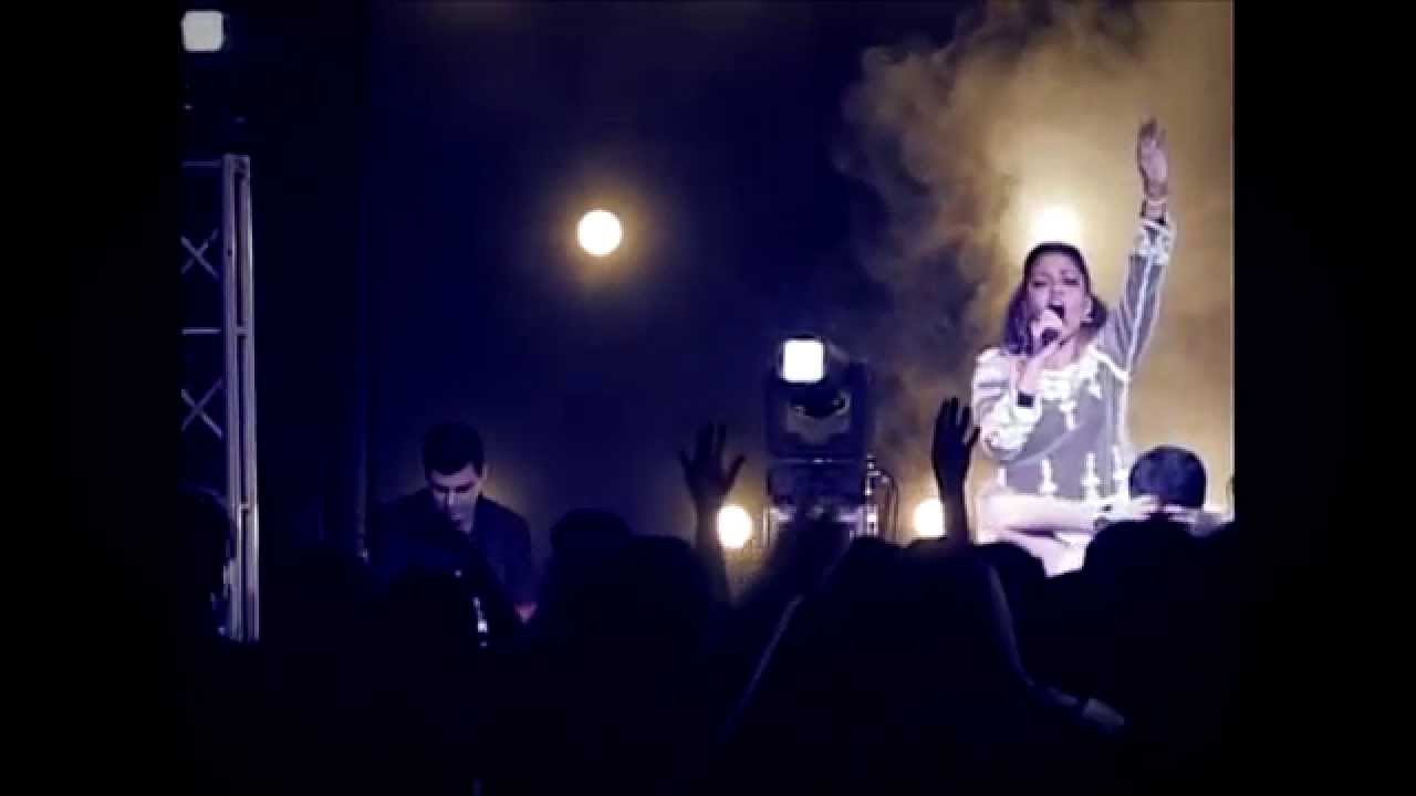 Priscila Cruz - SUSSURRO DE GLÓRIA (Vídeo Oficial)